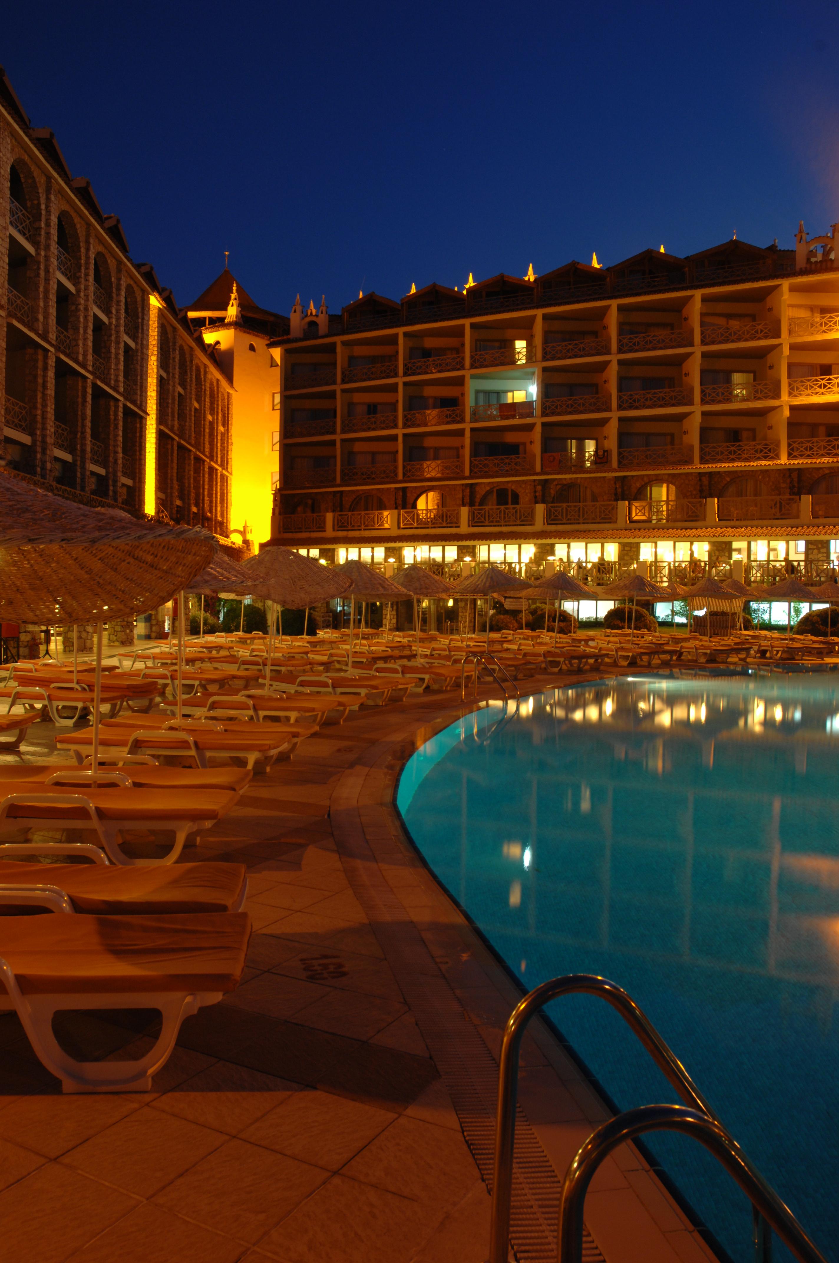 Marti La Perla - Adult Only+16 Hotel มาร์มาริส ภายนอก รูปภาพ
