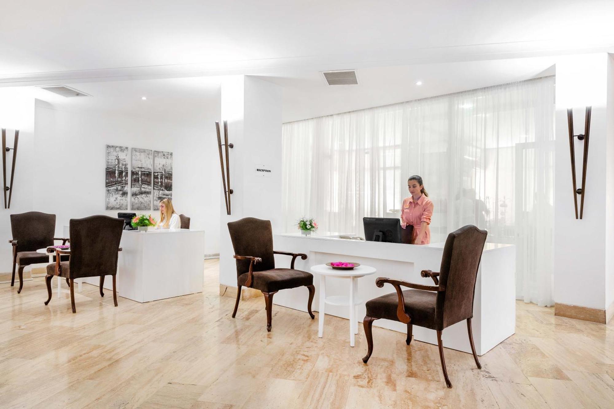 Marti La Perla - Adult Only+16 Hotel มาร์มาริส ภายนอก รูปภาพ
