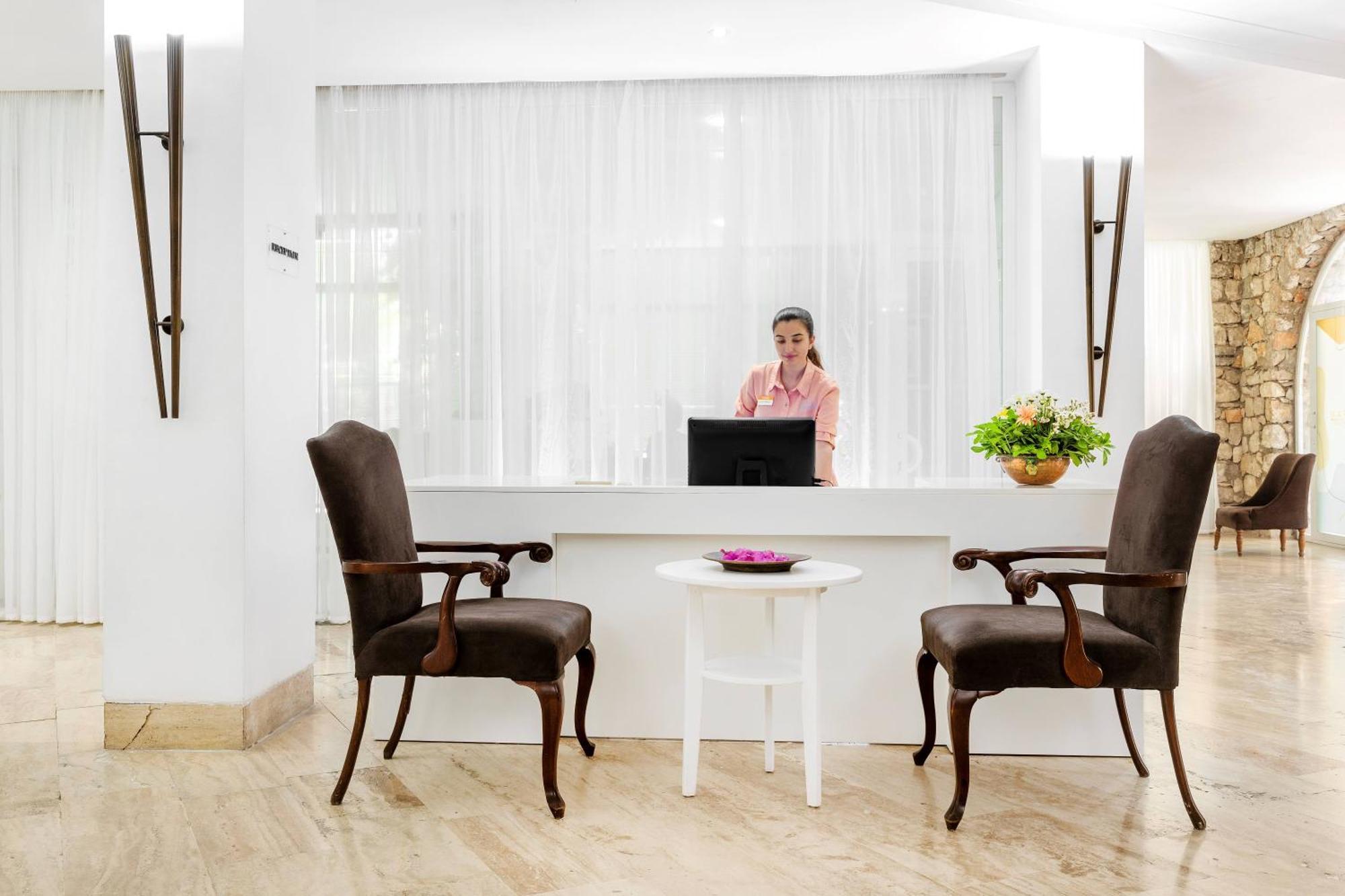 Marti La Perla - Adult Only+16 Hotel มาร์มาริส ภายนอก รูปภาพ
