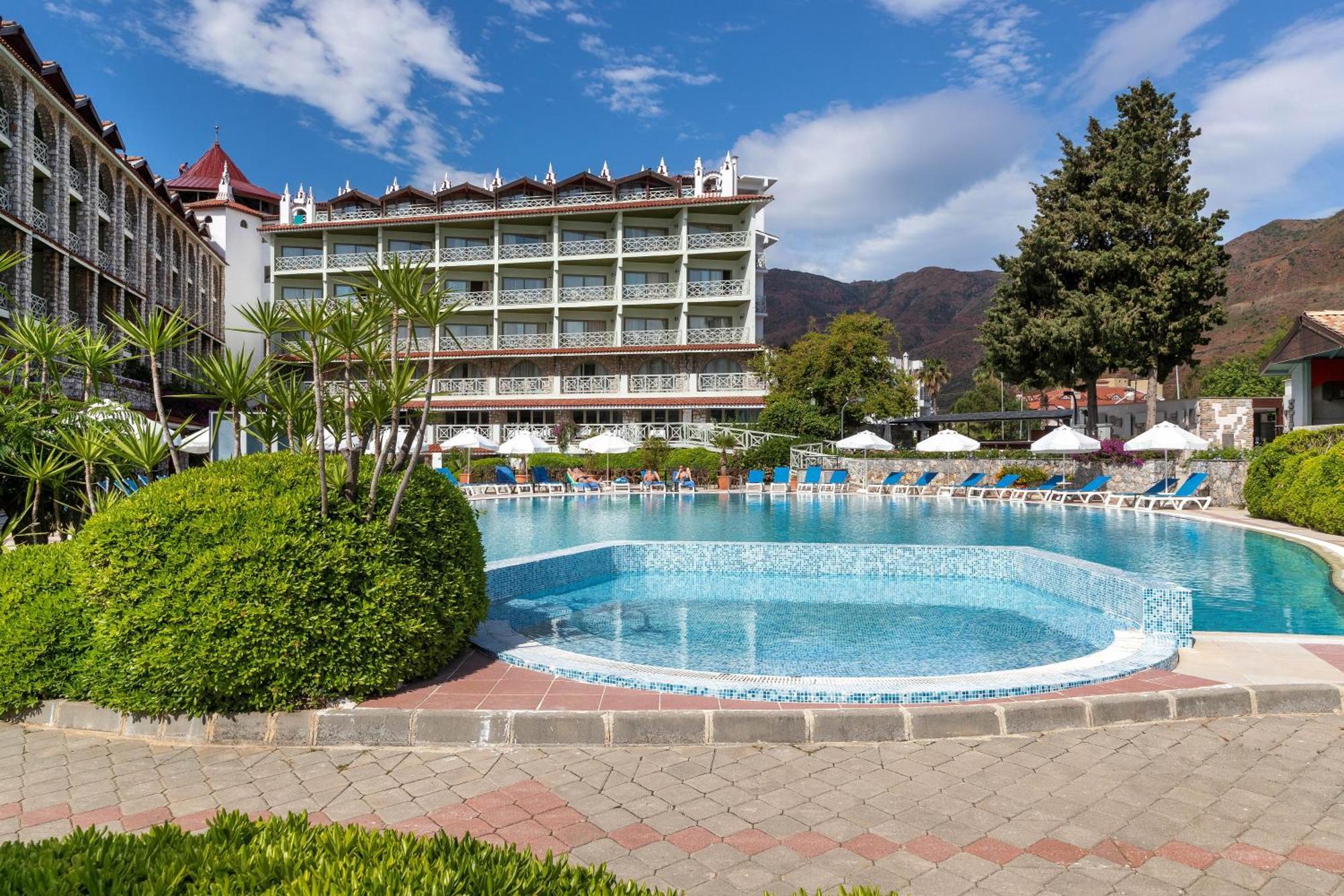 Marti La Perla - Adult Only+16 Hotel มาร์มาริส ภายนอก รูปภาพ